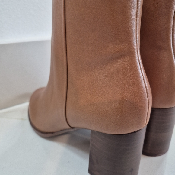 Madewell NWOT, Women's Heeled Leather Boots English Saddle (color), size 7.5 - Picture 5 of 12